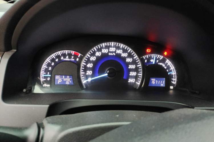 Used Toyota Camry 2016 2.0G 10th Anniversary Leading Edition Instrument Cluster
