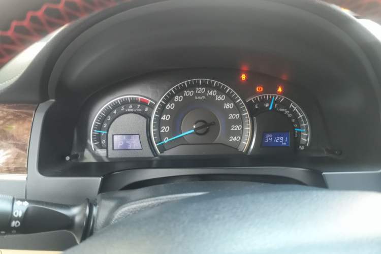 Used Toyota Camry 2016 2.0E 10th Anniversary Elite Edition Instrument Cluster