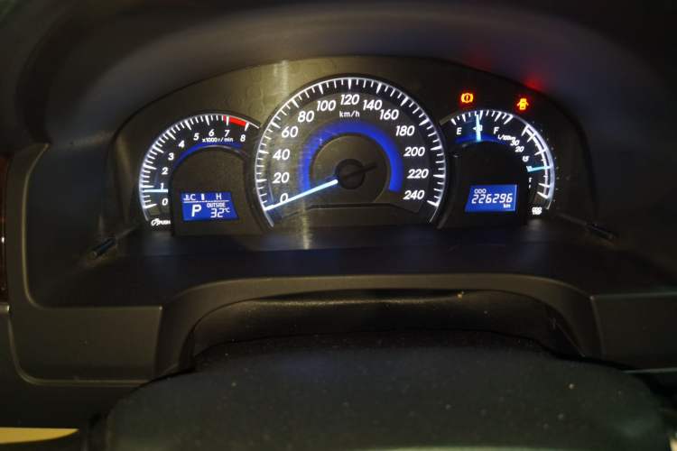 Used Toyota Camry 2016 2.0G 10th Anniversary Leading Edition Instrument Cluster