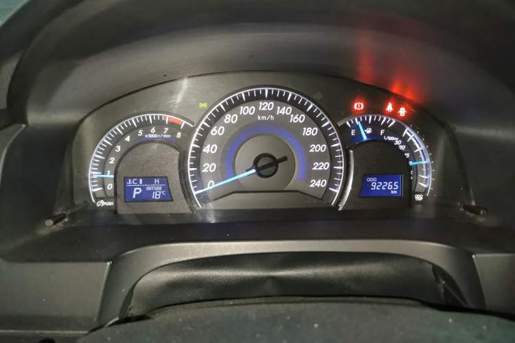 Used Toyota Camry 2016 2.0G 10th Anniversary Leading Edition Instrument Cluster