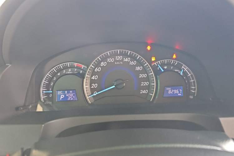 Used Toyota Camry 2016 2.0E 10th Anniversary Elite Edition Instrument Cluster