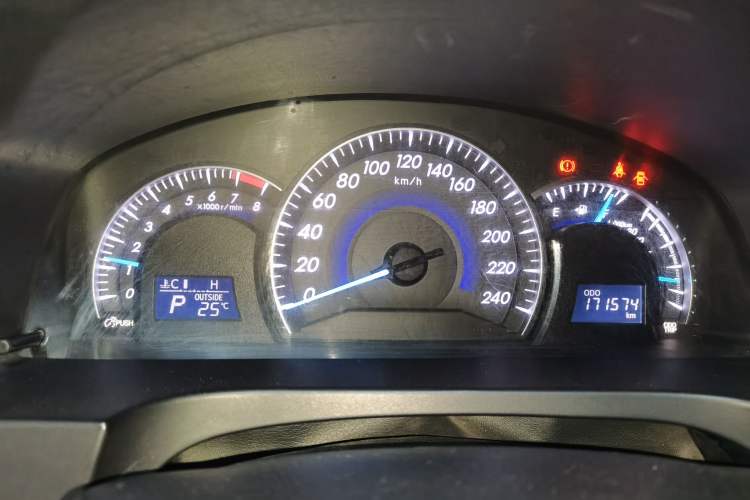 Used Toyota Camry 2016 2.0G 10th Anniversary Leading Edition Instrument Cluster