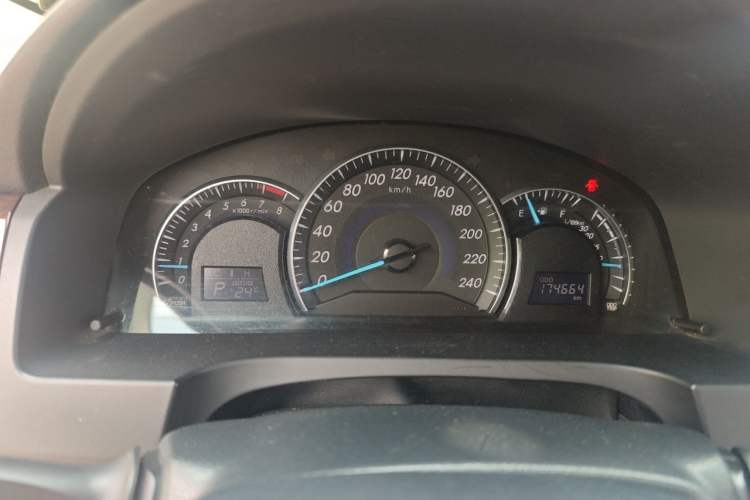 Used Toyota Camry 2016 2.0G 10th Anniversary Leading Edition Instrument Cluster