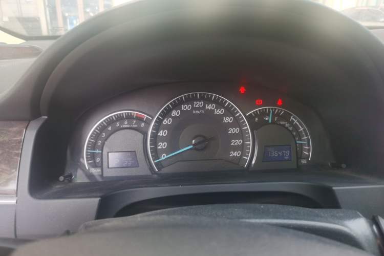 Used Toyota Camry 2016 2.0E 10th Anniversary Elite Edition Instrument Cluster