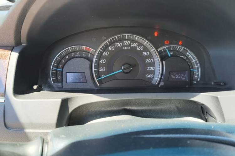 Used Toyota Camry 2016 2.0E 10th Anniversary Elite Edition Instrument Cluster