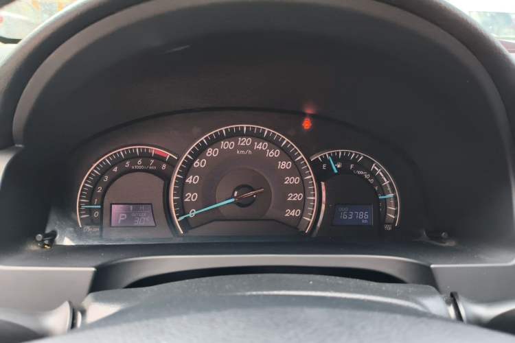 Used Toyota Camry 2016 2.0E 10th Anniversary Elite Edition Instrument Cluster