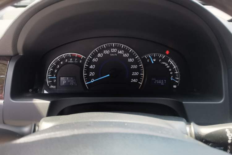 Used Toyota Camry 2016 2.5G 10th Anniversary Deluxe Navigation Edition Instrument Cluster