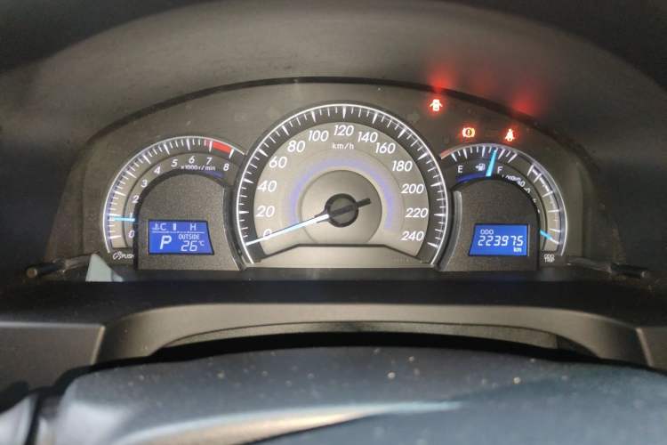 Used Toyota Camry 2016 2.0E 10th Anniversary Elite Edition Instrument Cluster