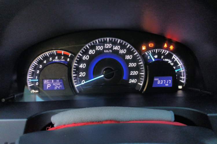 Used Toyota Camry 2016 2.5G 10th Anniversary Deluxe Navigation Edition Instrument Cluster