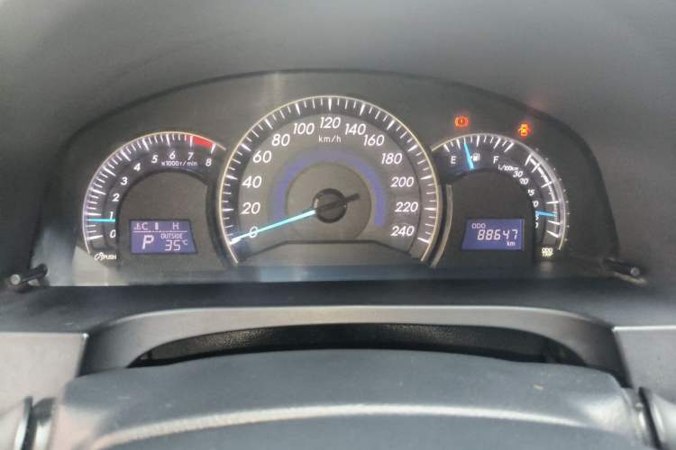 Used Toyota Camry 2016 2.0G 10th Anniversary Leading Edition Instrument Cluster