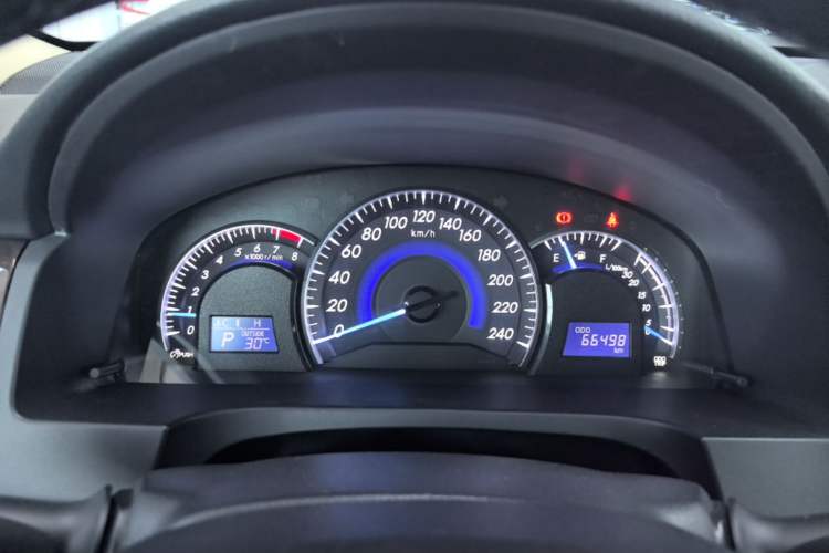 Used Toyota Camry 2016 2.0G 10th Anniversary Leading Edition Instrument Cluster