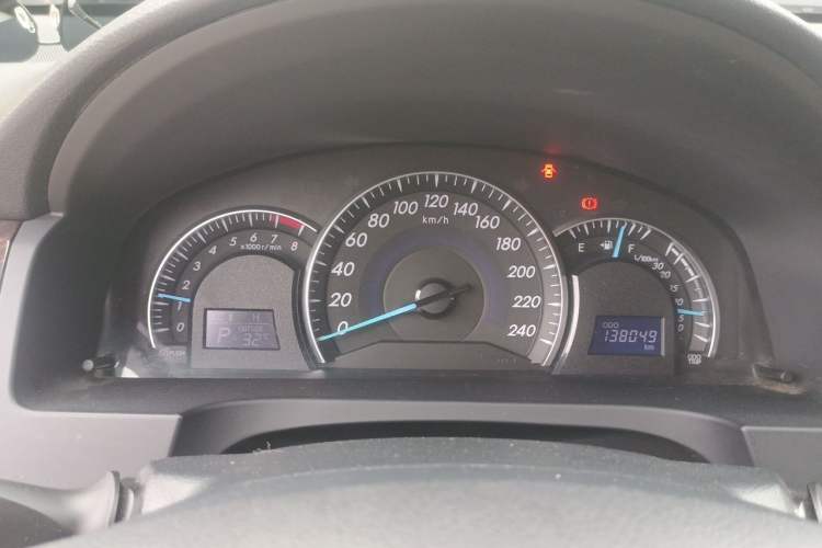 Used Toyota Camry 2016 2.0E 10th Anniversary Elite Edition Instrument Cluster