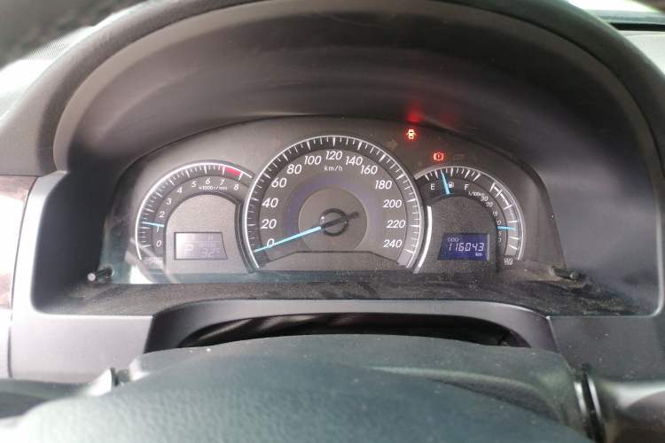 Used Toyota Camry 2016 2.0E 10th Anniversary Elite Edition Instrument Cluster