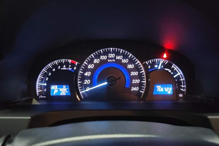 Used Toyota Camry 2016 2.0E 10th Anniversary Elite Edition Instrument Cluster
