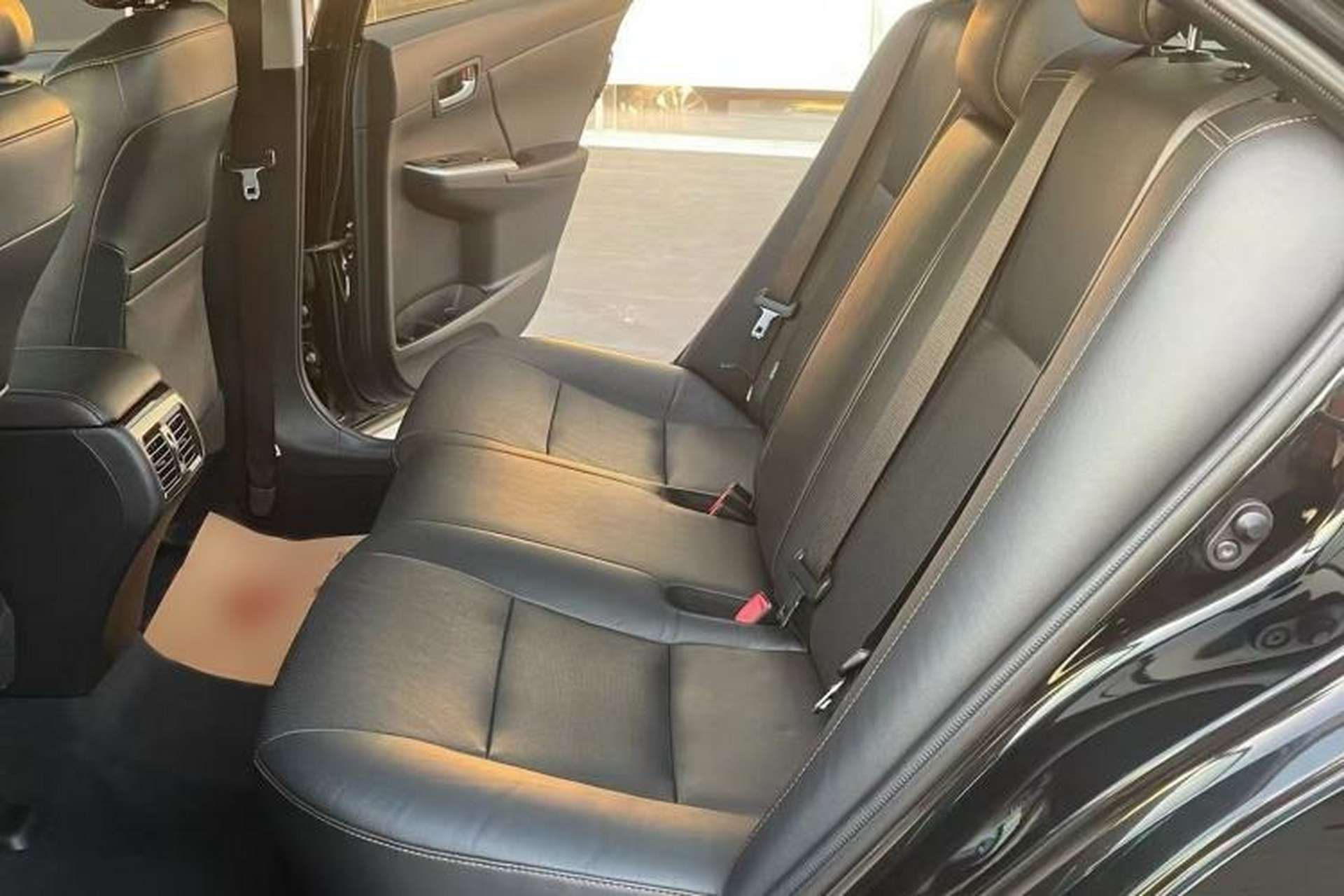 Used Toyota Camry 2016 2.0G 10th Anniversary Leading Edition Interior 3