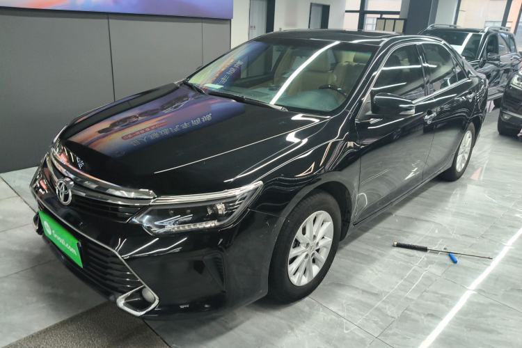 Used Toyota Camry 2016 2.0G 10th Anniversary Leading Edition Guazi used car, China used car export, Used car for sale, Used Toyota cars, Cheapest cars for sale