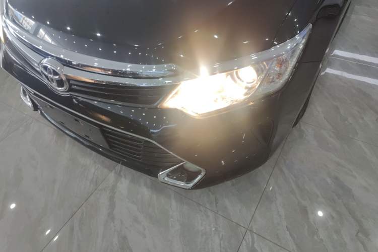 Used Toyota Camry 2016 2.0G 10th Anniversary Leading Edition Left Front Headlight