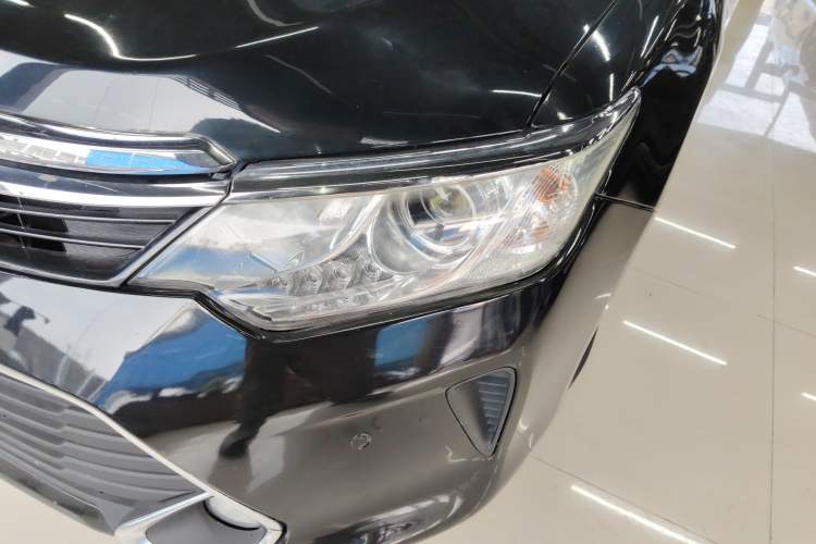 Used Toyota Camry 2016 2.0G 10th Anniversary Leading Edition Left Front Headlight