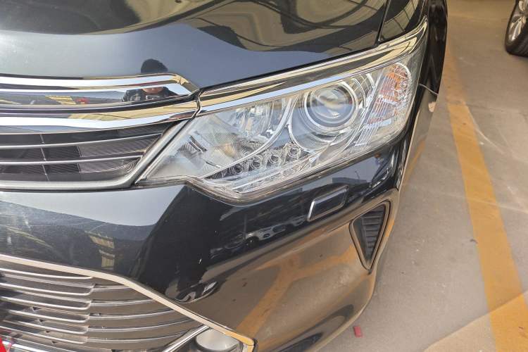 Used Toyota Camry 2016 Dual-Engine 2.5 HG 10th Anniversary Deluxe Navigation Edition Left Front Headlight