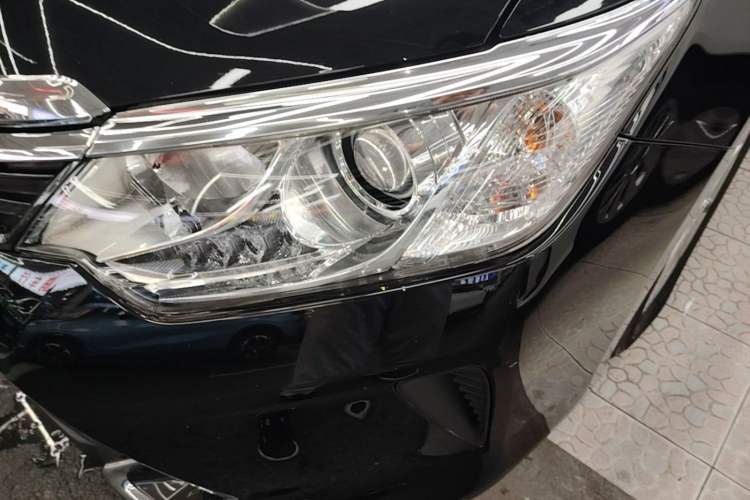 Used Toyota Camry 2016 2.0G 10th Anniversary Leading Edition Left Front Headlight