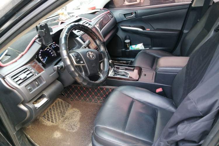 Used Toyota Camry 2016 2.0G 10th Anniversary Leading Edition Left Front Seat