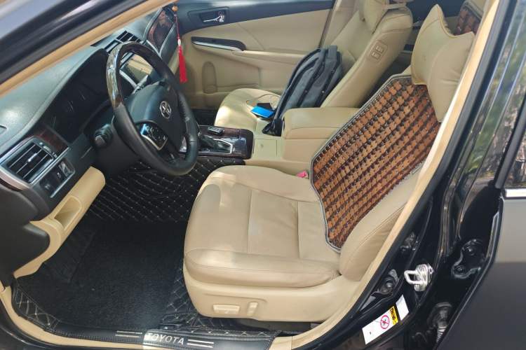 Used Toyota Camry 2016 2.0G 10th Anniversary Leading Edition Left Front Seat