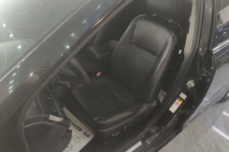 Used Toyota Camry 2016 2.0G 10th Anniversary Leading Edition Left Front Seat