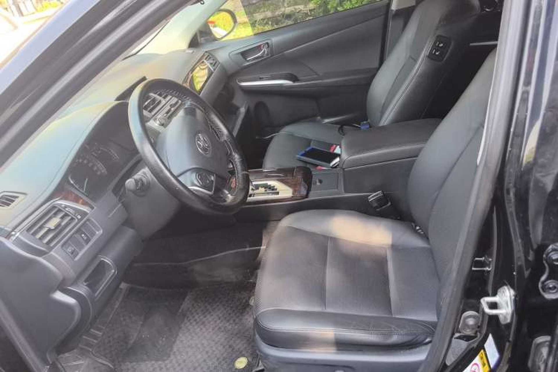 Used Toyota Camry 2016 2.0G 10th Anniversary Leading Edition Left Front Seat