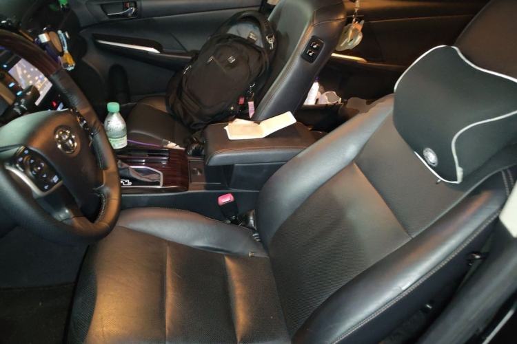 Used Toyota Camry 2016 Dual-Engine 2.5 HG 10th Anniversary Deluxe Navigation Edition Left Front Seat
