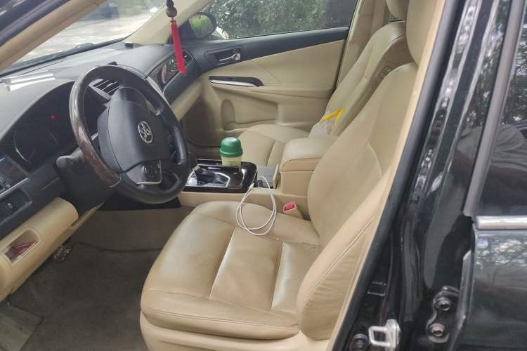 Used Toyota Camry 2016 2.0G 10th Anniversary Leading Edition Left Front Seat