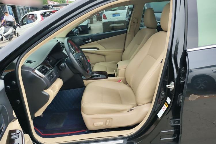 Used Toyota Camry 2016 2.0E 10th Anniversary Elite Edition Left Front Seat