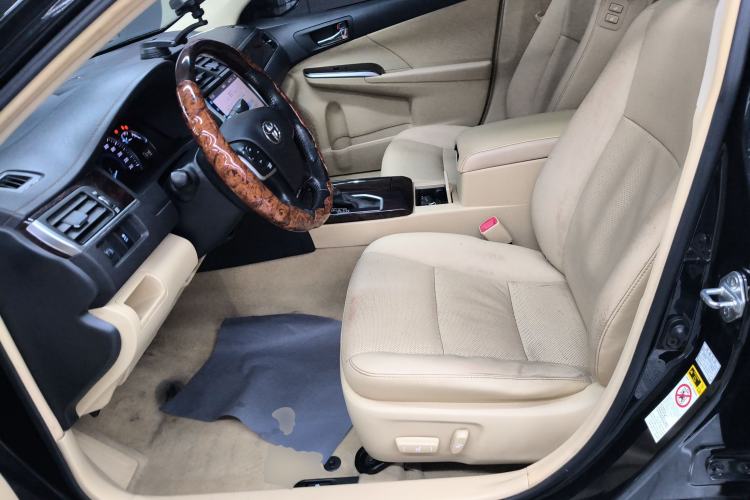 Used Toyota Camry 2016 2.0G 10th Anniversary Leading Edition Left Front Seat