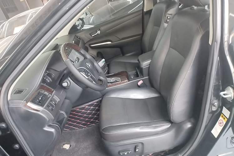 Used Toyota Camry 2016 2.0G 10th Anniversary Leading Edition Left Front Seat