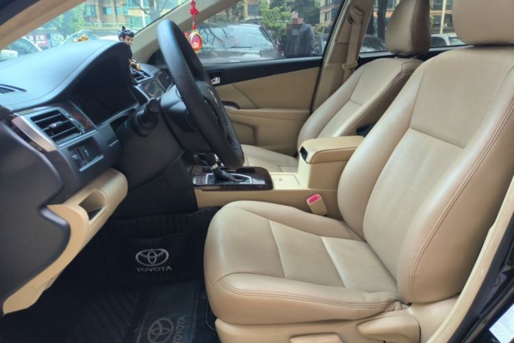 Used Toyota Camry 2016 2.0E 10th Anniversary Elite Edition Left Front Seat