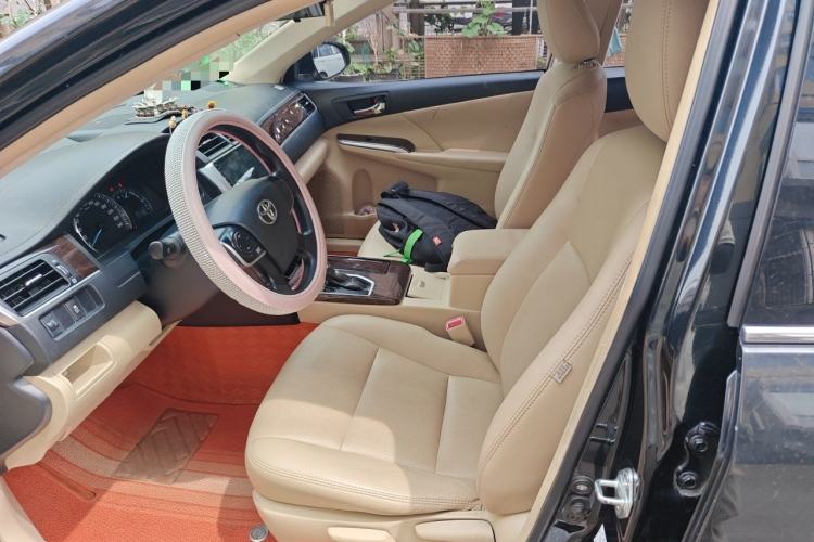 Used Toyota Camry 2016 2.0E 10th Anniversary Elite Edition Left Front Seat