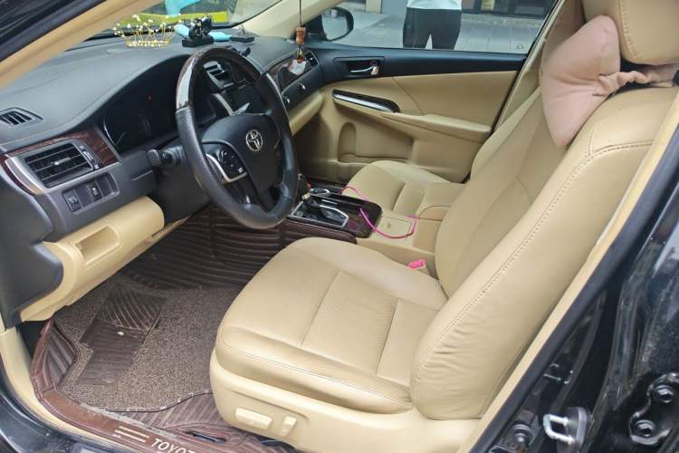 Used Toyota Camry 2016 2.0G 10th Anniversary Leading Edition Left Front Seat