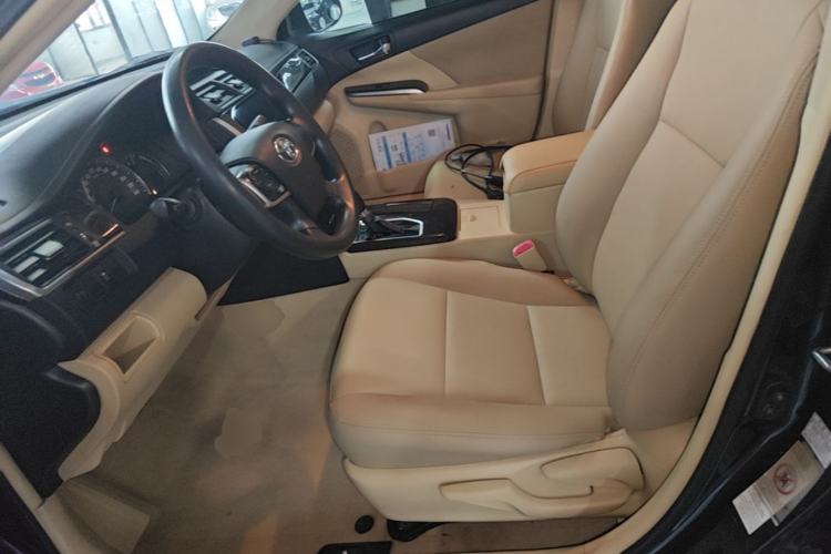 Used Toyota Camry 2016 2.0E 10th Anniversary Elite Edition Left Front Seat