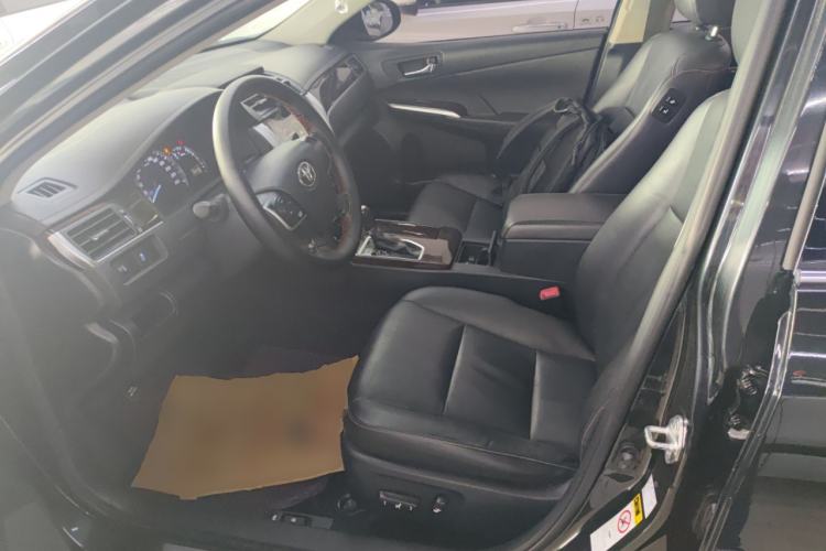 Used Toyota Camry 2016 2.0G 10th Anniversary Leading Edition Left Front Seat
