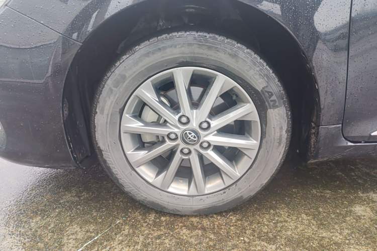 Used Toyota Camry 2016 2.0G 10th Anniversary Luxury Edition Left Front Wheel Hub