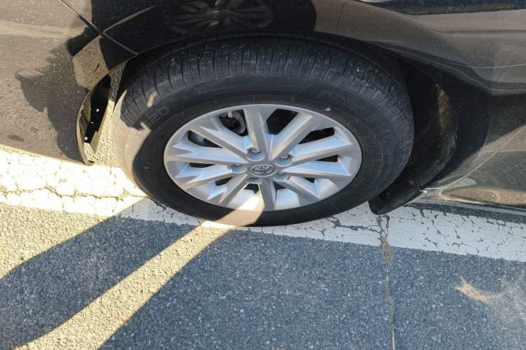 Used Toyota Camry 2016 2.0G 10th Anniversary Leading Edition Left Front Wheel Hub