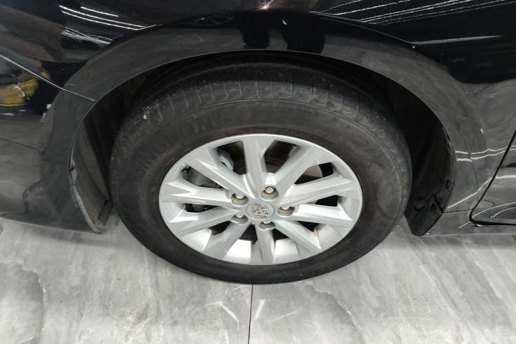 Used Toyota Camry 2016 2.0G 10th Anniversary Leading Edition Left Front Wheel Hub