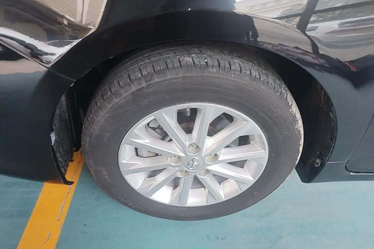 Used Toyota Camry 2016 2.0G 10th Anniversary Leading Edition Left Front Wheel Hub