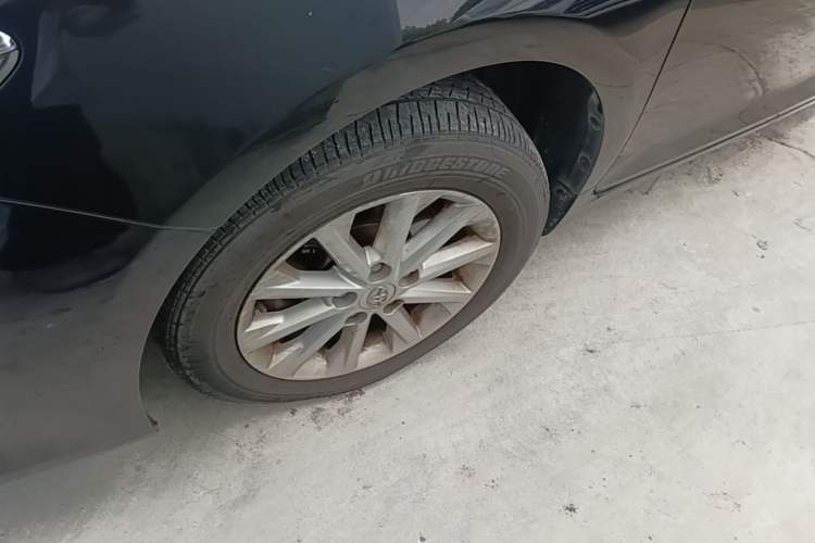 Used Toyota Camry 2016 2.0G 10th Anniversary Leading Edition Left Front Wheel Hub