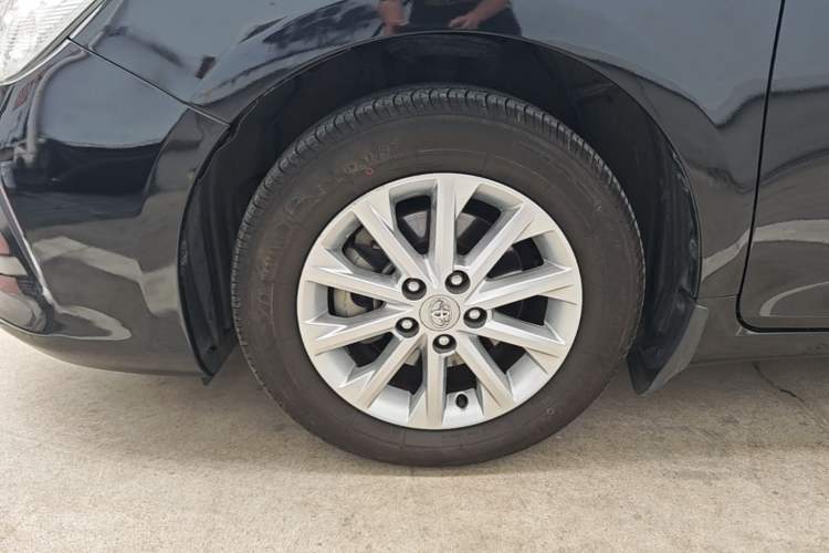 Used Toyota Camry 2016 2.0G 10th Anniversary Leading Edition Left Front Wheel Hub