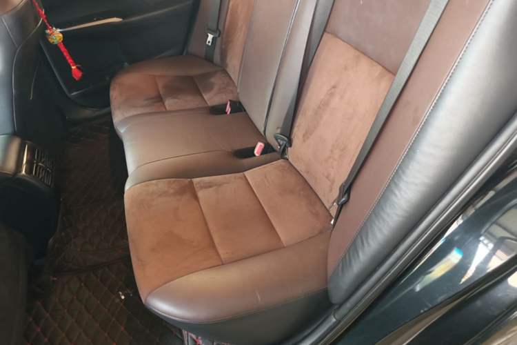Used Toyota Camry 2016 2.5G 10th Anniversary Deluxe Navigation Edition Left Rear Seat