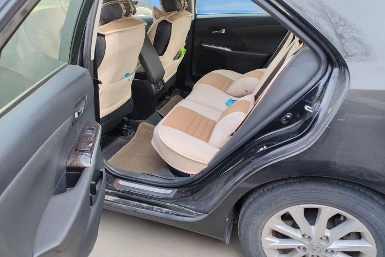 Used Toyota Camry 2016 2.0G 10th Anniversary Leading Edition Left Rear Seat