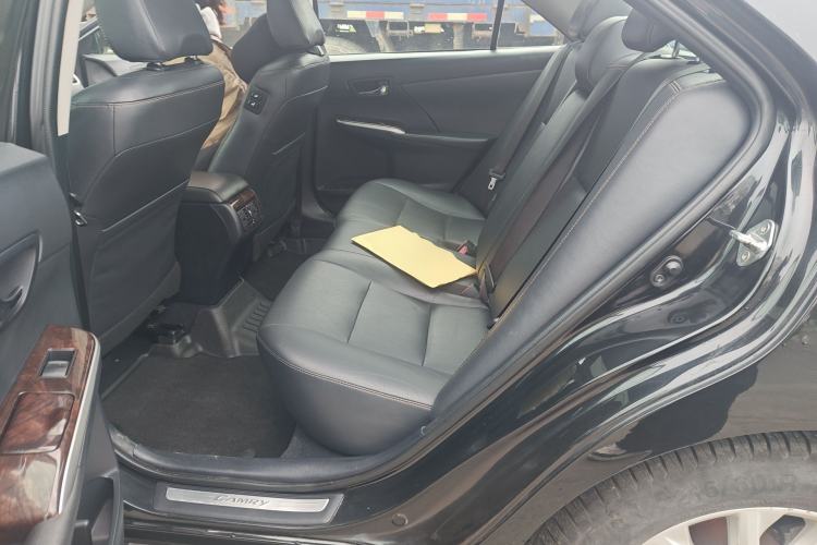 Used Toyota Camry 2016 2.0G 10th Anniversary Leading Edition Left Rear Seat