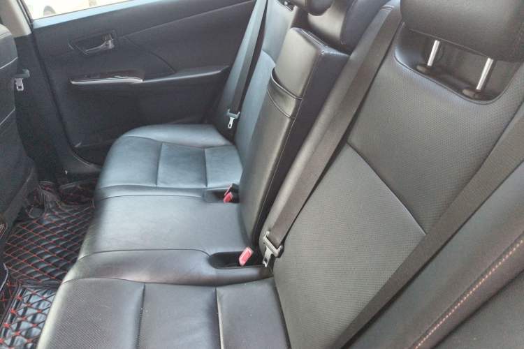 Used Toyota Camry 2016 Dual-Engine 2.5 HG 10th Anniversary Deluxe Navigation Edition Left Rear Seat