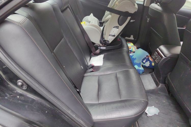 Used Toyota Camry 2016 2.0G 10th Anniversary Leading Edition Left Rear Seat