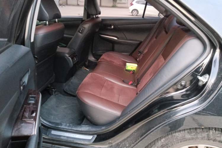 Used Toyota Camry 2016 2.5G 10th Anniversary Deluxe Navigation Edition Left Rear Seat